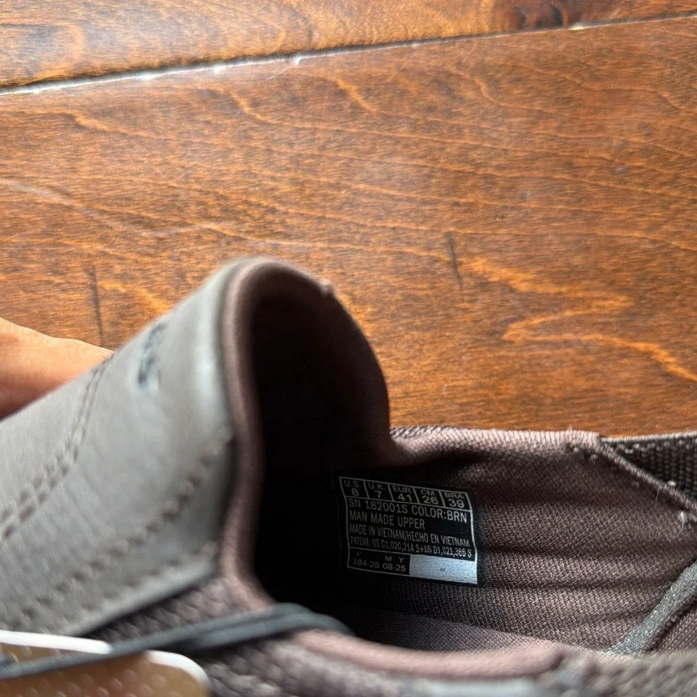 Skechers new tag